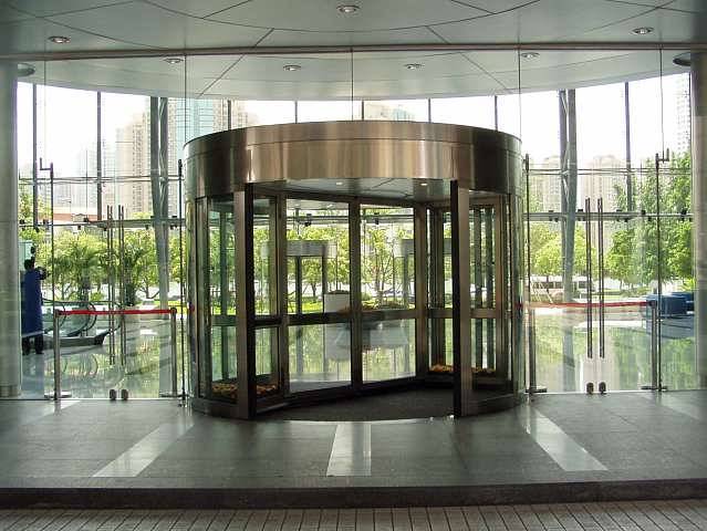 旋轉門 現代建筑的優雅入口，旋轉門產品圖片與相冊賞析